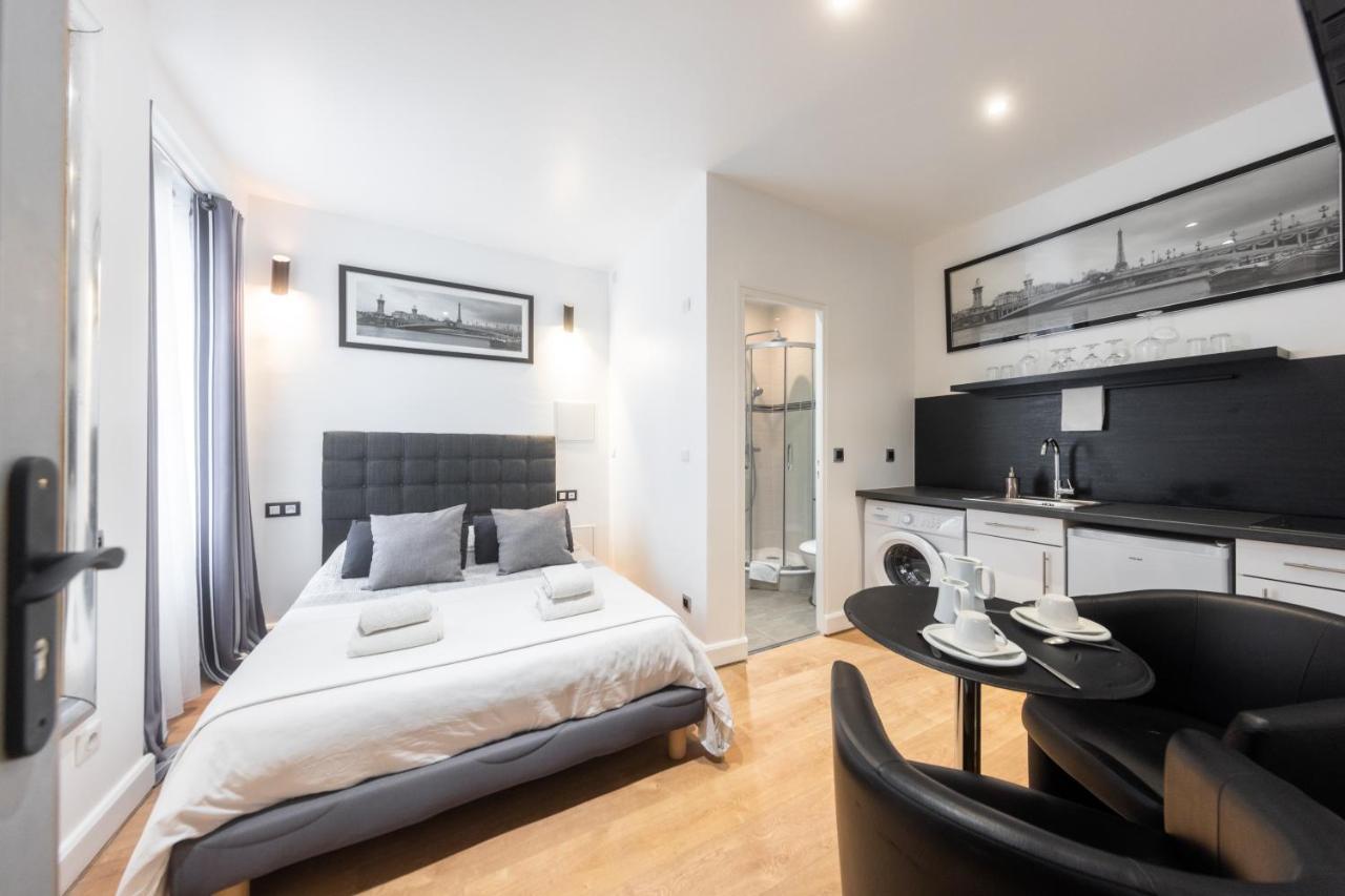 Near Eiffel Tower...Cute Little Studio Paris Exteriör bild